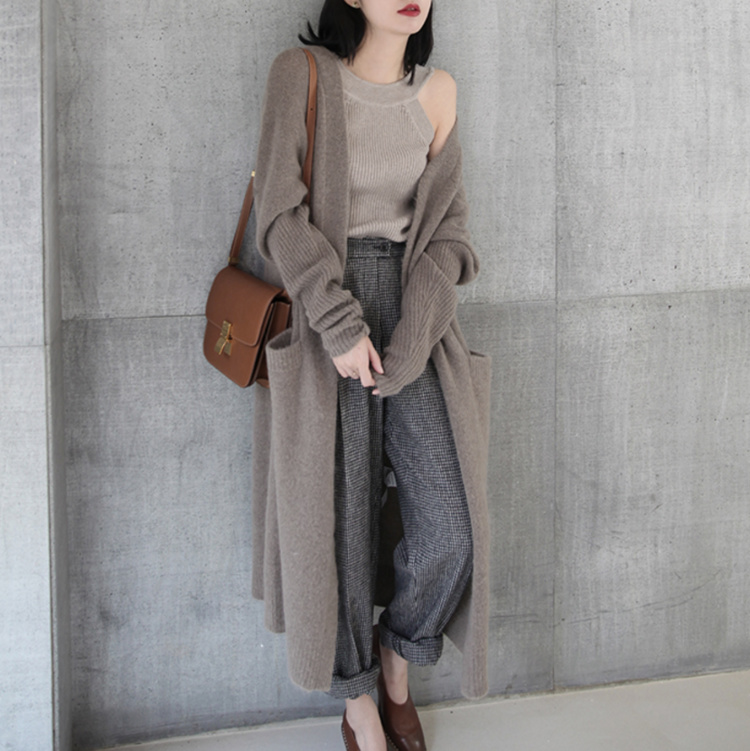 2022 spring and autumn new women's Korean loose mid-length version soft waxy thick knitted cardigan casual lazy sweater coat