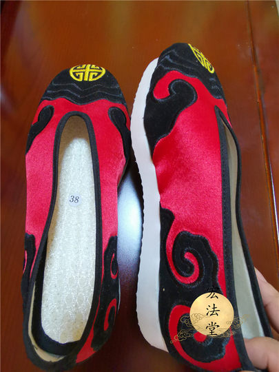 Taoist High-Spirituality Shoes Taoist High-Spirituality Footwear Taoist Cloud Shoes Red Auspicious Cloud Shoes Taoist Supplies Taoist Items