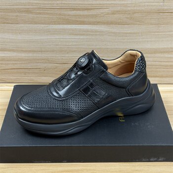 Summer new hollow punching men's sports knob buckle deerskin cowhide plus xl bottom daily commuting men's casual shoes