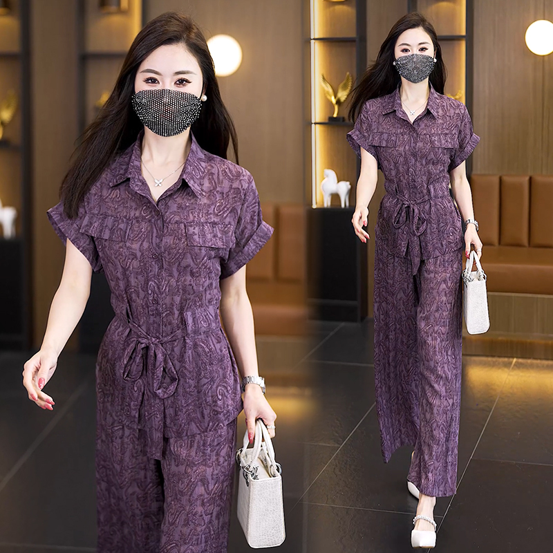 Summer Outfit That Makes You Look Younger, a Complete Set of Fashionable Suits, Shirts, Wide-Leg Pants, Two-Piece Set, Elegant and Dignified Mother's Clothing