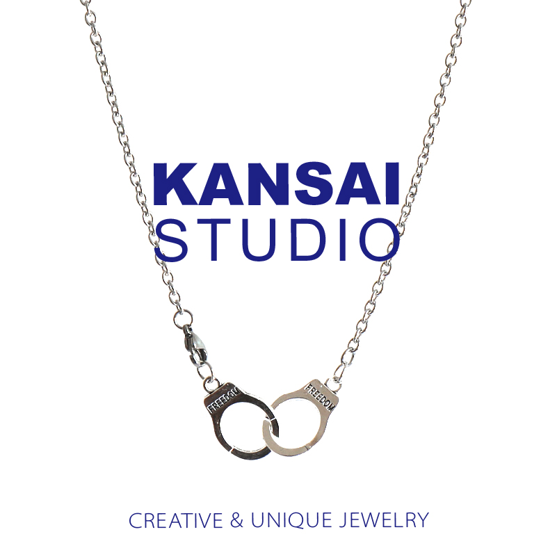 KANSAI homemade titanium steel retro handcuffs earth cool Bundy couple necklace ins European and American hipster sweater chain