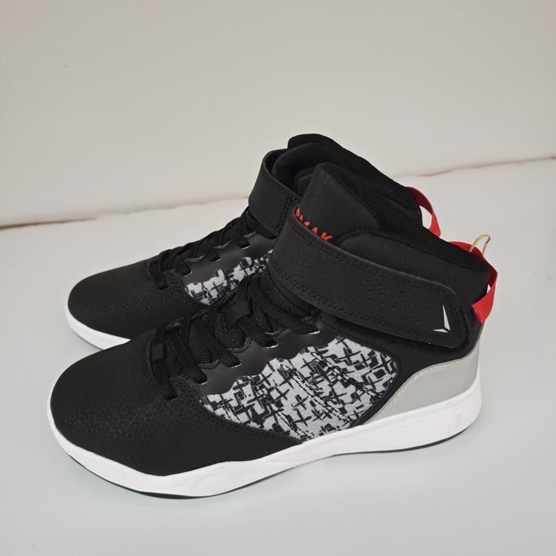 Final Order Discount, Slightly Flawed Children's Basketball Shoes, Boys' Professional Training Wear-Resistant Sports Shoes, Shock-Absorbing Sneakers Final Order Discount, Slightly Flawed Children's Basketball Shoes, Boys' Professional Training Wear-Resistant Sports Shoes, Shock-Absorbing Sneakers