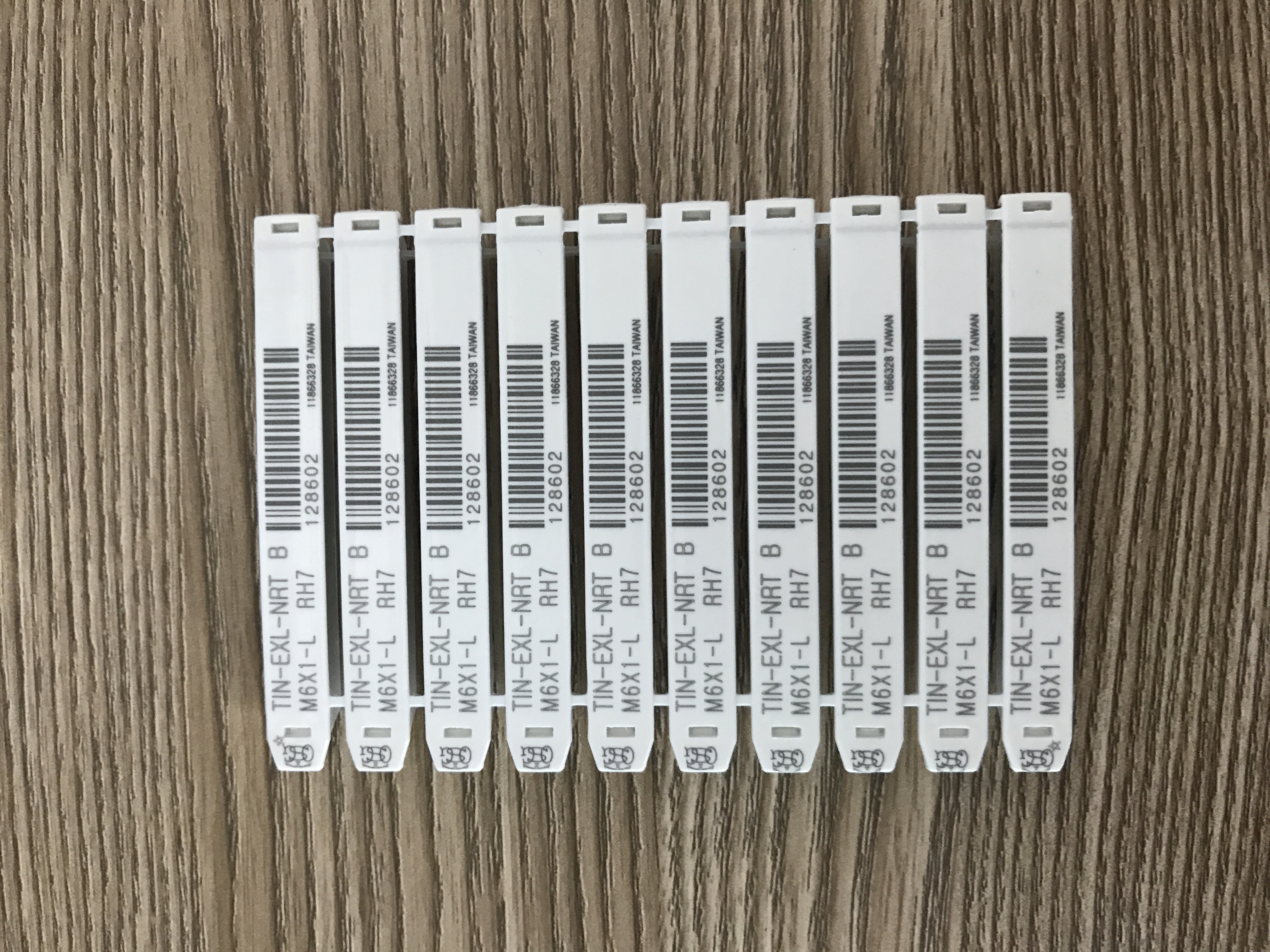 Taiwan's Big Bao TOSG machine with anti-M2M2 M2M2 3M2 3M2 5M4M5M6M8M10 5M4M5M6M8M10 left tooth squeeze screw tap