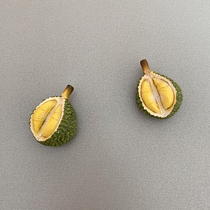 (4) ins cute mini simulation durian hand-painted magnetic resin refrigerator sticker decoration