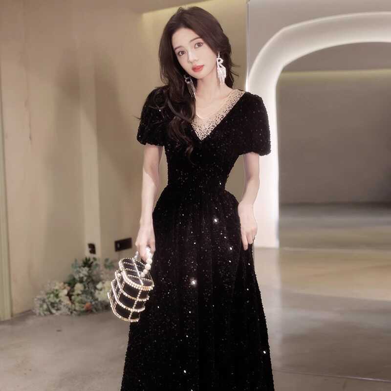 Black Evening Dress with a High-End Feel, Niche Light Luxury, Elegant for High-End Banquets, Sequined Host Attire for Annual Meetings, Coming-Of-Age Ceremonies, and Performances