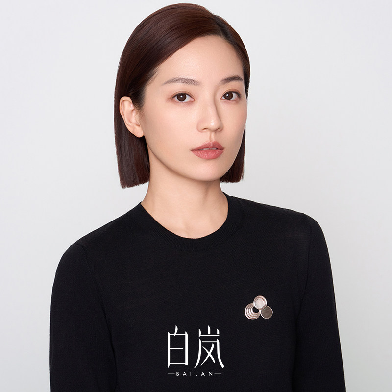 (new on December) White Lan bicolor mother brisket breasts 2023 new exploits light extravagant trinkets XZ0112 -Taobao