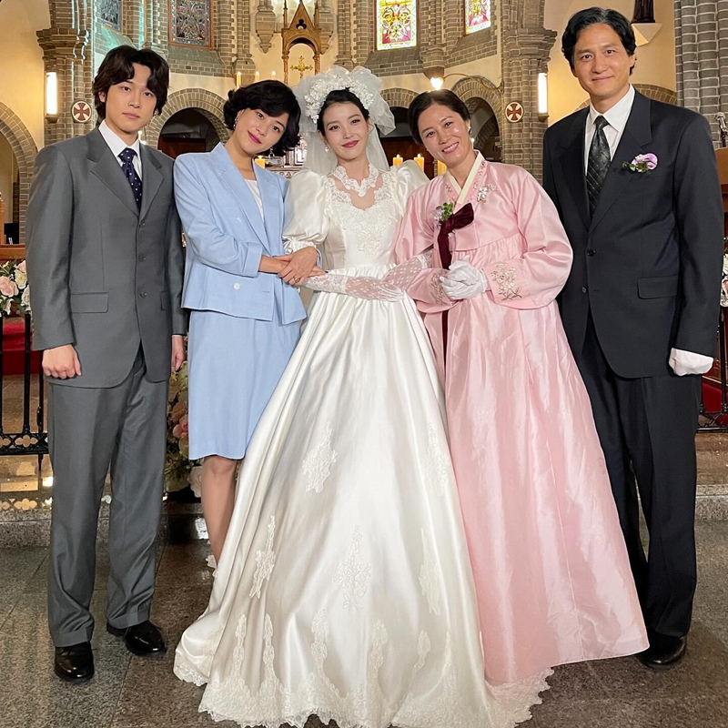 Photo Studio Theme Clothing New Style after All the Hard Work, Finally Meeting You, Same Style Wedding Dress, French Dress, Lace