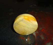 Guilin Longsheng Chicken Blood Jade Raw Stone Wool Bracelet Core Raw Stone Size 5 4*1 3CM Weight 90 Grams