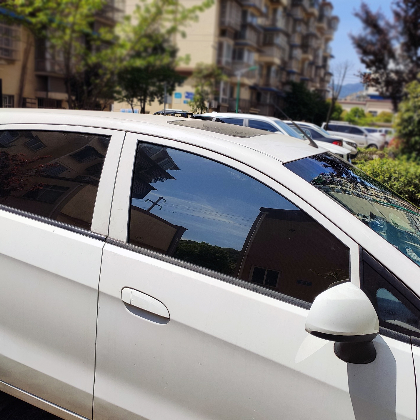 Baojun 310 510 560 Lechi 730 630 car film window glass full car film heat insulation film explosion-proof film