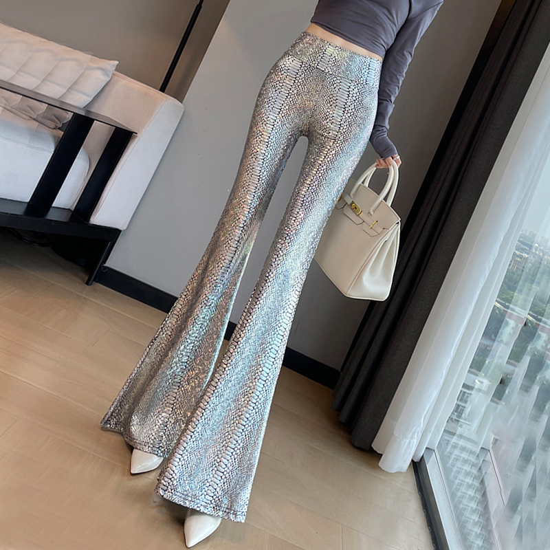 Silver Python-Patterned Flared Pants for Women, Summer 2026 New Style, Slimming Pu Shiny Leather Fashion Show Dance Bootcut Pants Silver Python-Patterned Flared Pants for Women, Summer 2026 New Style, Slimming Pu Shiny Leather Fashion Show Dance Bootcut Pants