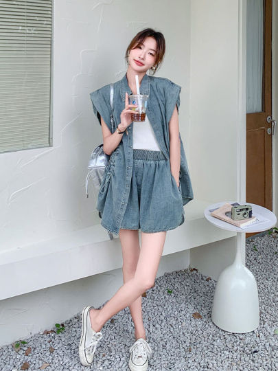 Blue Niche Design Denim Suit for Women, Summer 2025 New Korean Style Wrinkled Shirt Top and Shorts Two-Piece Set
