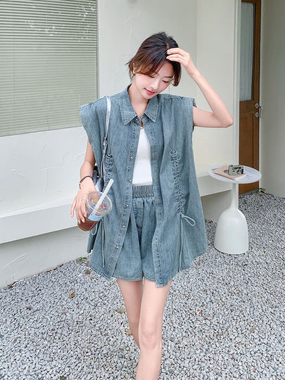 Blue Niche Design Denim Suit for Women, Summer 2025 New Korean Style Wrinkled Shirt Top and Shorts Two-Piece Set