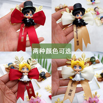  Corsage The bride and groom the best man the bridesmaid parents brothers and sisters send a full set of family brooches for the wedding