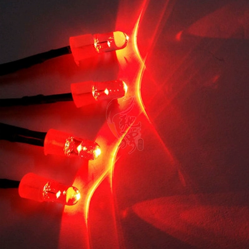 Неограниченная электрическая модель автомобиля, светодиодные фары, металлическая лампочка направленного света