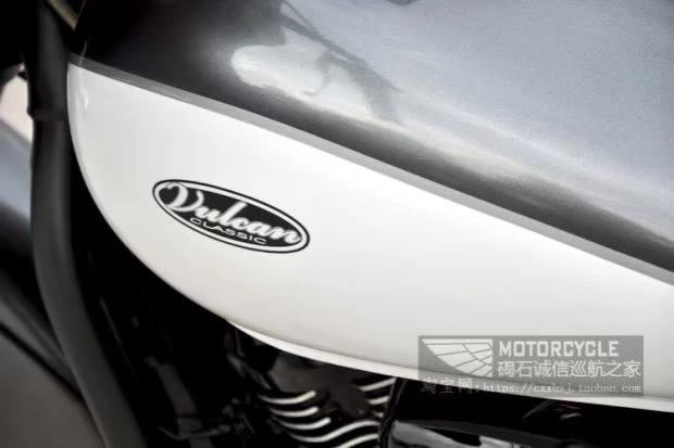 14 năm Kawasaki Vulcan 900 Xe máy cổ điển Hoàng tử cổ điển VN900 có thể giúp đỡ trên thẻ - mortorcycles