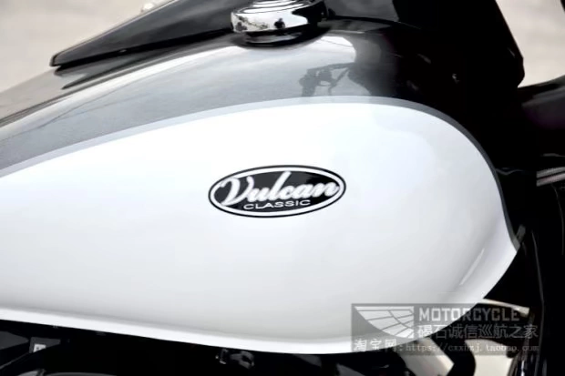 14 năm Kawasaki Vulcan 900 Xe máy cổ điển Hoàng tử cổ điển VN900 có thể giúp đỡ trên thẻ - mortorcycles