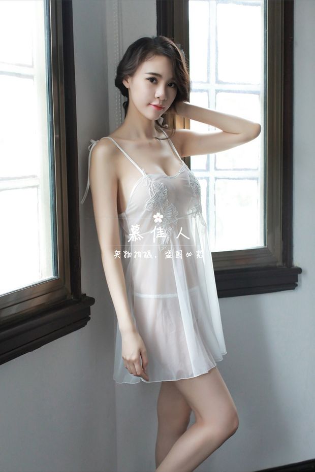 Bộ đồ ngủ công chúa gợi cảm búp lụa công chúa ăn mặc gợi cảm sau khi chia váy ngủ đầy đủ trong suốt nữ gợi cảm dây đeo váy đầm Sao váy ngủ lụa tơ tằm
