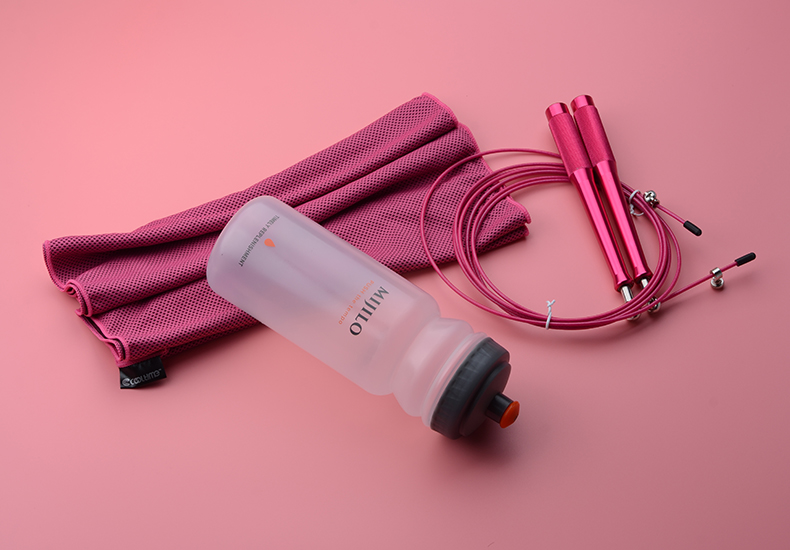 Mikilu MIJILO chạy cốc nước thể dục thể thao chai xách tay marathon xuyên quốc gia chạy báo chí loại 500 ML bình nước 2 lít tập gym