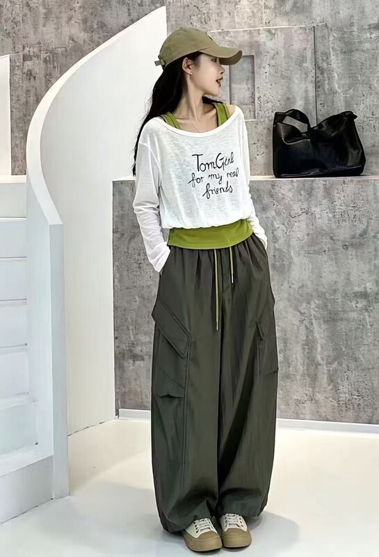 European-Style Casual Two-Piece Top and Cargo Pants Set for Women, Summer 2026, Elastic Waist Drawstring Wide-Leg Long Pants European-Style Casual Two-Piece Top and Cargo Pants Set for Women, Summer 2026, Elastic Waist Drawstring Wide-Leg Long Pants