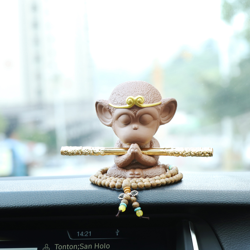 Vehicle-mounted Zen Wukong Dasheng car ornaments creative Buddhist personality cute cute car interior decoration supplies ornaments