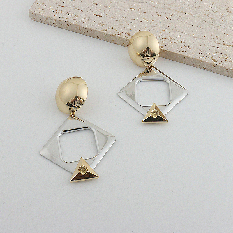 1 Par Elegante Rombo Aleación Pendientes De Gota display picture 3