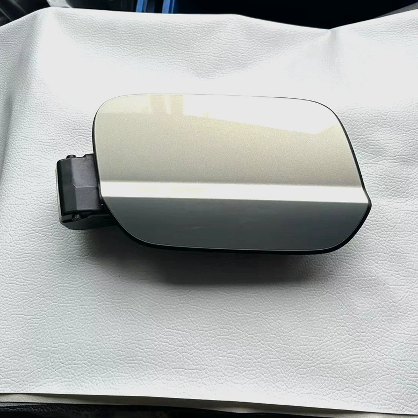 Подходящее для Volkswagen 18-19 Lavida PLUS новая энергия топливная заливная дверь наружная крышка топливного бака крышка бака