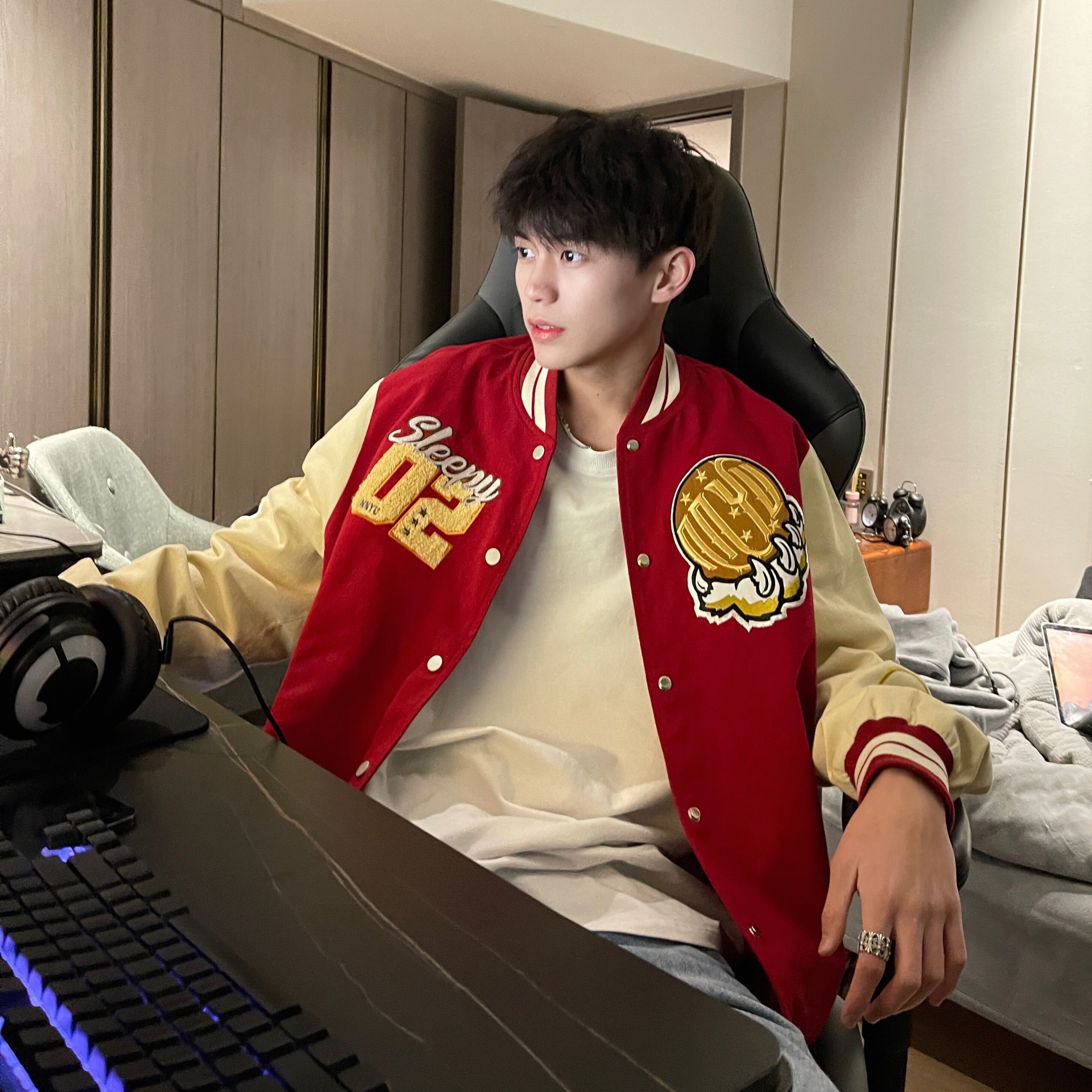 Yu Qingwei's Black Shop Yuzai's New Year's Shirt Year of the Year Leisure Jacket Loose Jacket