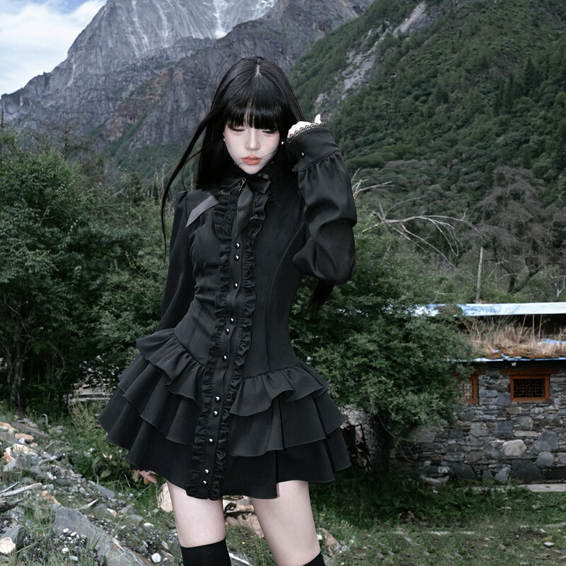 Muggle Studio's Original Design Gothic Retro Autumn Style Waist-Cinching Lace Dress