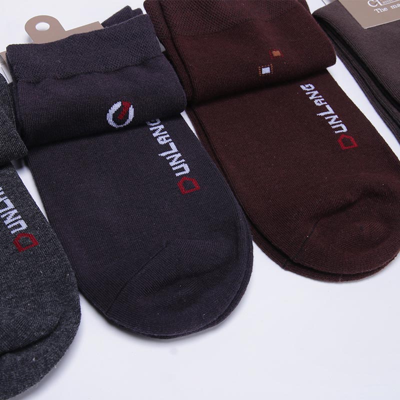 Dunlang men's summer breathable cotton socks mid-tube sports socks sweat-absorbing stockings