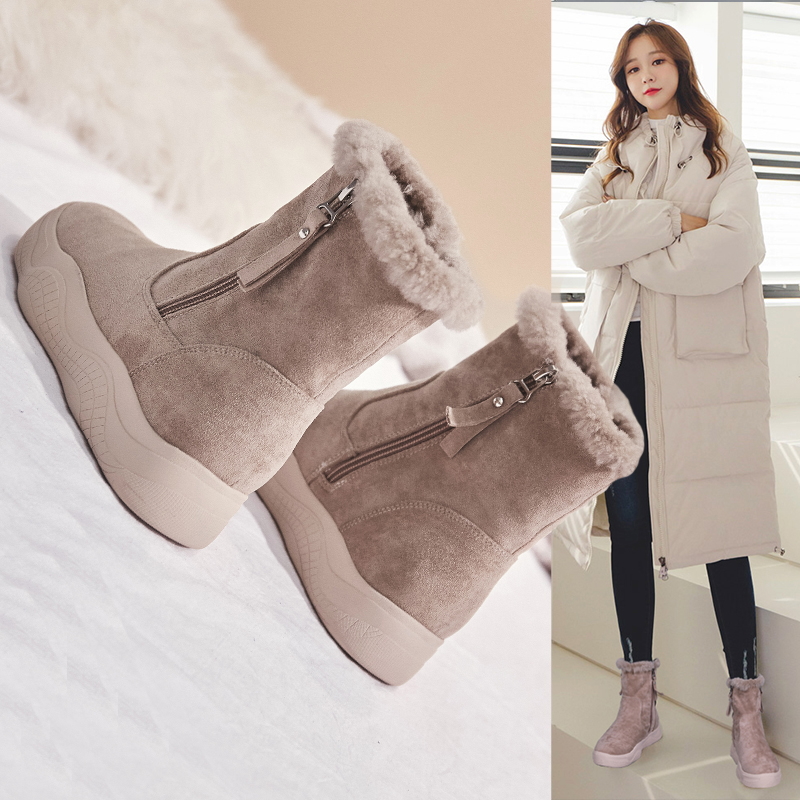 Leather snow boots women's 2021 new winter all-match fur one plus velvet thick warm short cotton shoes
