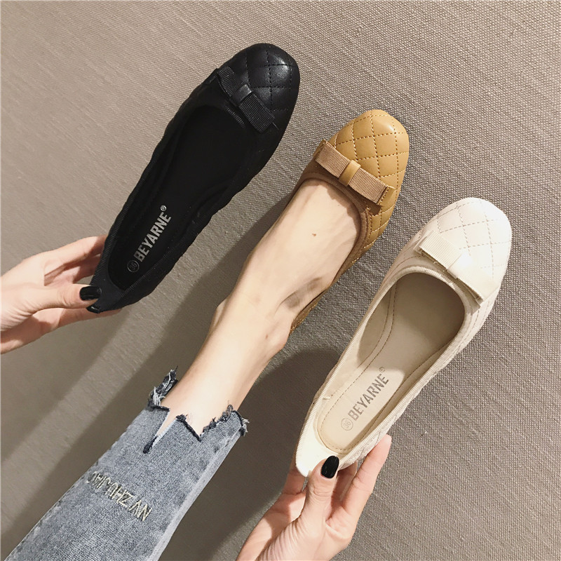 Tide card 2021 new butterfly knot flat bottom shoe Han version square head genuine leather bag shoes female shallow mouth professional mother women's shoes