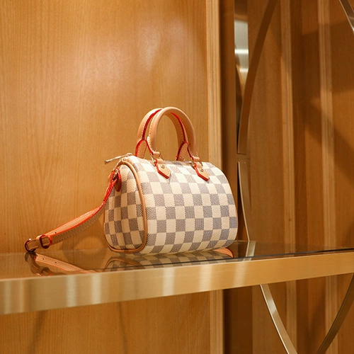 Кабинета канкера в США, гости кабинета кабинета, чтобы снять шкаф, маленькая красная книга Бостонская подушка подушка бод