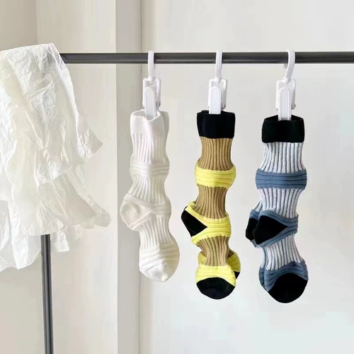 Фонарь в стиле Nick Socks, знаменитость из Интернета, Xiaohongshu, тот же стиль, нишевый дизайн, нагроможденные полосы, модные дамы, корейская версия