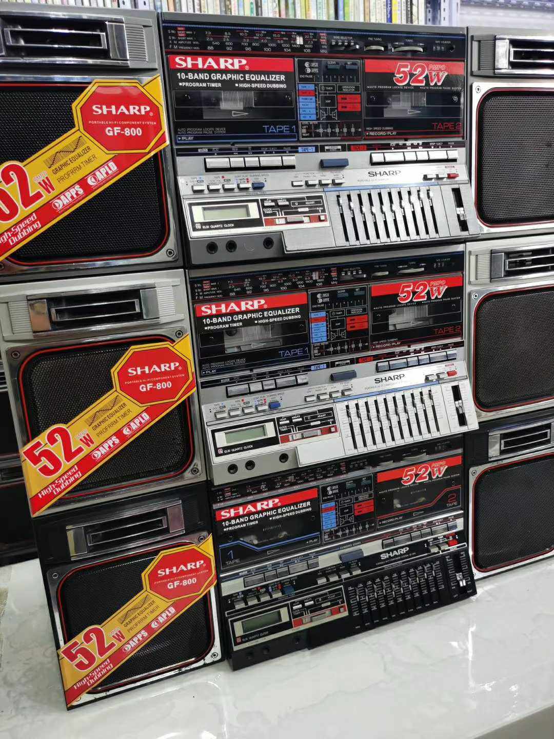 Old-fashioned 80s imported recorder radio GF-800 777575 The recorder tapes feature all good