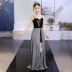 19 New Black Front Long Back Dress Dress Trẻ em Ngày trình diễn Trang phục biểu diễn Thời trang Sling Girl - Váy trẻ em