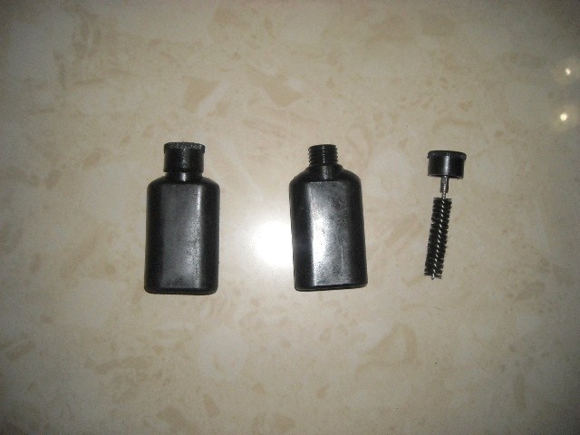 Black 95 oil pot (with oil brush)