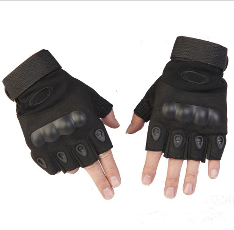 Eat chicken with the same tactical gloves outdoor riding gloves o remember fighting half-finger tactical gloves