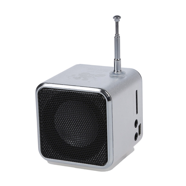 Pocket FM radio U đĩa TF loa loa bạc di động mini stereo Walkman mp3 loa siêu trầm điện thoại di động - Máy nghe nhạc mp3 