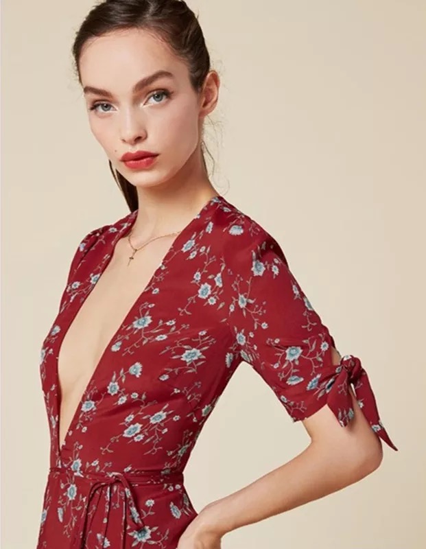 Cải cách Pháp hoa váy kỳ nghỉ tinh retro sâu vT dây rút eo bọc ngực váy 2018 váy xoắn eo đẹp	