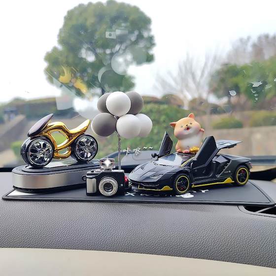 太阳能车载香薰摩托车香水摆件中控台车内持久淡香氛汽车装饰用品