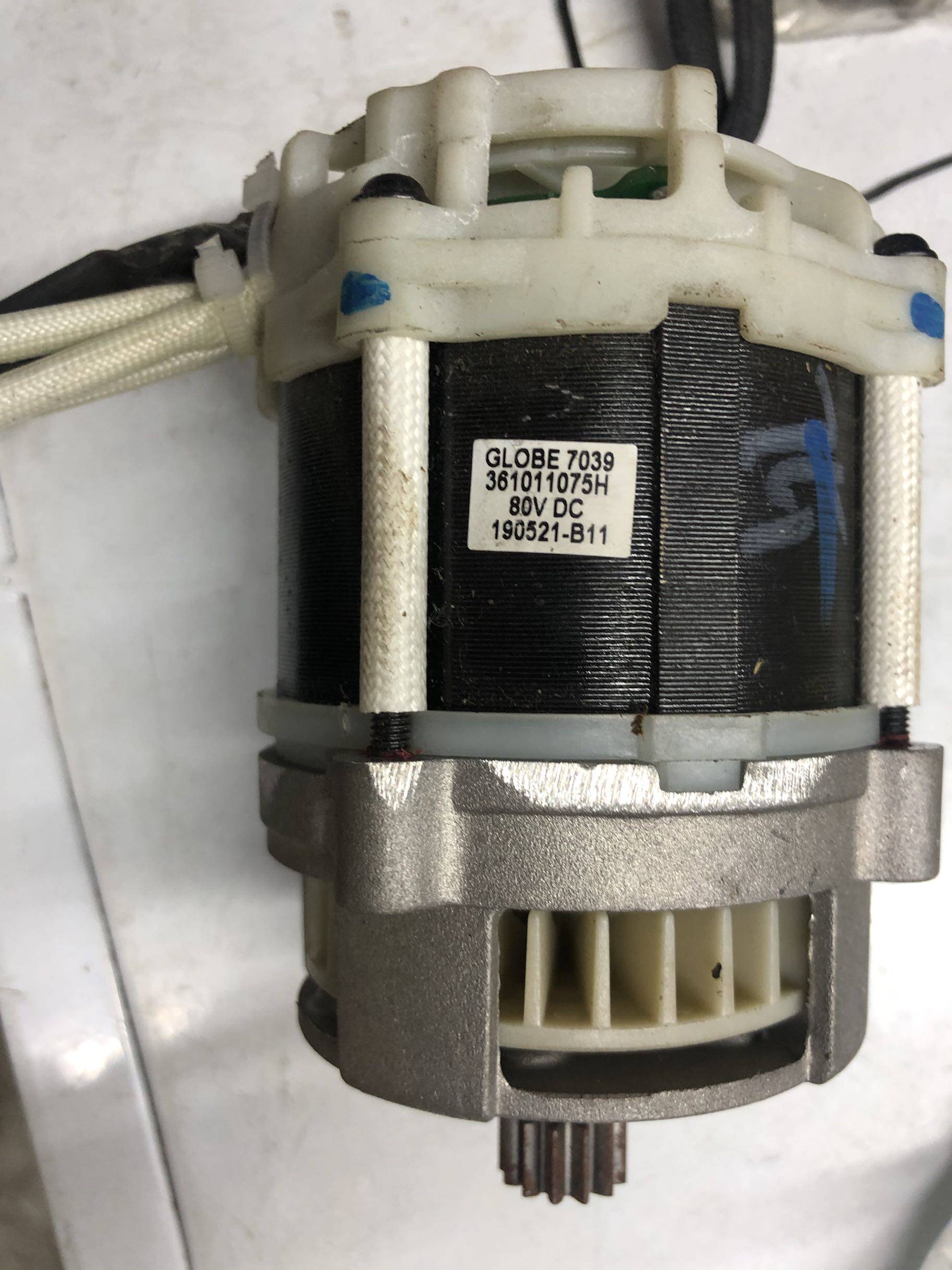 Gelibo greenworks40V 80v Charging chainsaw original plant brushless motor control wire road plate