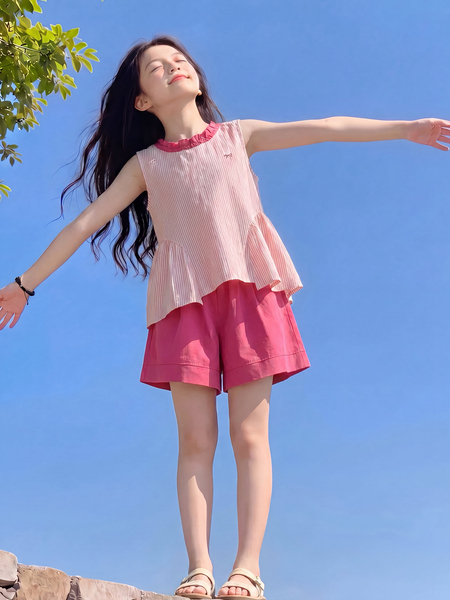 Girls' Summer Outfit 2026 New Stylish Children's Trendy Striped Dopamine Two-Piece Set Girls' Summer Clothes Fashion — 2