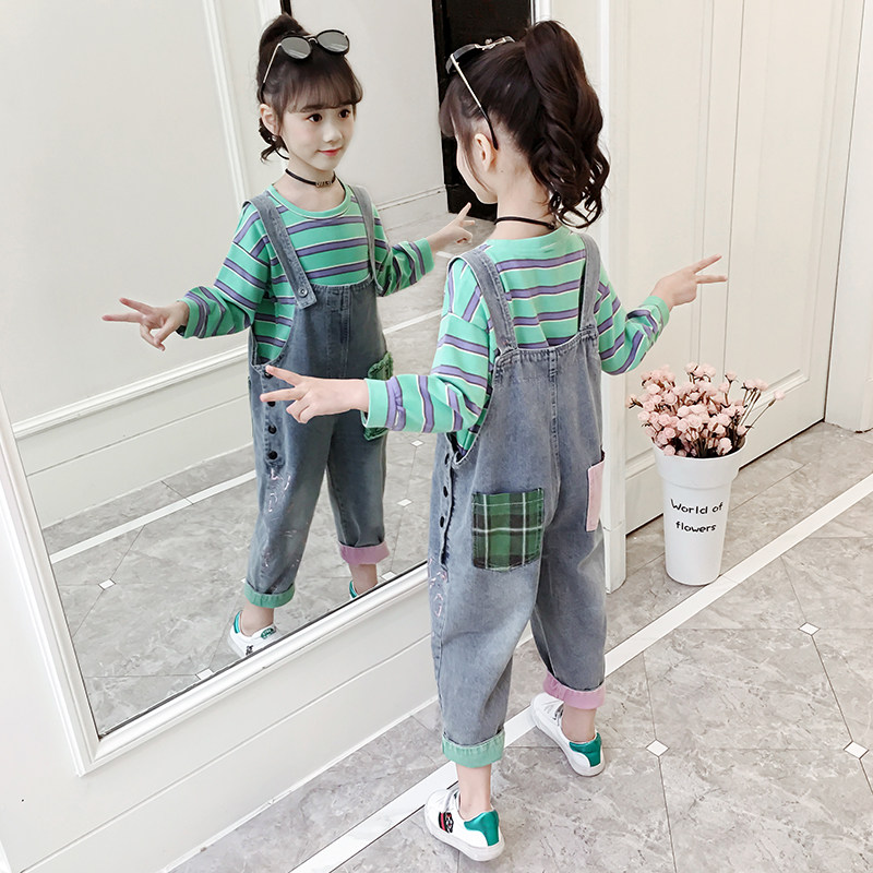 Girls hold baby bag pants suit 2021 new autumn children's fashion two-piece set big children autumn net red girl