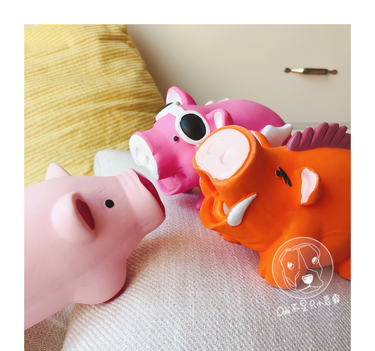 Qmonster pet dog tự nhiên latex lợn giọng nói đồ chơi lợn của lợn dễ thương mèo luật chiến đấu hơn gấu đồ chơi cho mèo rẻ