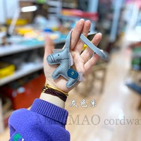 Серая кожаная веревка