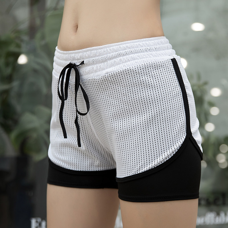 Anti-walking sports shorts female fashion dry running and breathable yoga fitness shorts