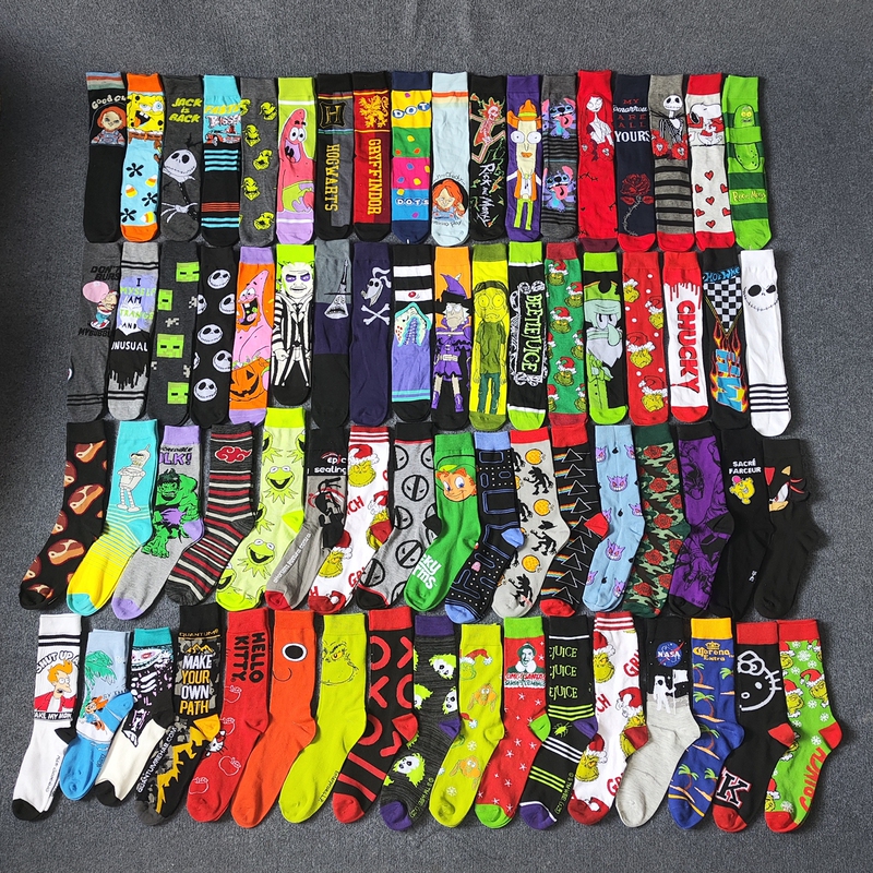 Trendy High-Top Socks for Men and Women, Suitable for All Seasons, European and American Style, Featuring Cartoon and Anime Characters, Marvel Long Tube Skateboard Socks, Versatile