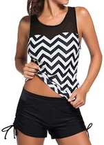 2017 New swimwear womens split swimwear black and white striped bikini sexy European and American swimsuit plus size