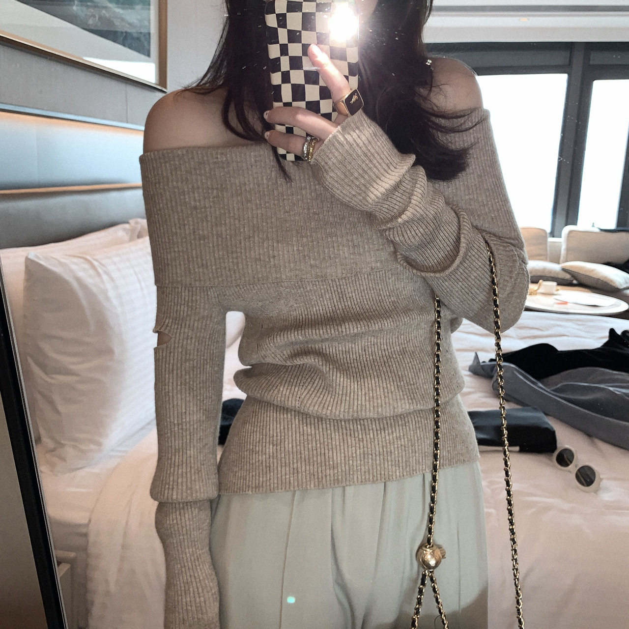 French design sense a word shoulder sweater loose, lazy autumn winter new soft glutinous thin inside knitting coat