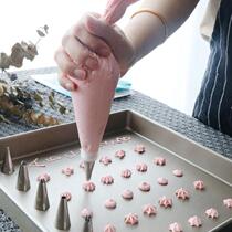 Framed bag Framed mouth set Extruded thickened style Round mouth framed snacks made of baked cream cookies